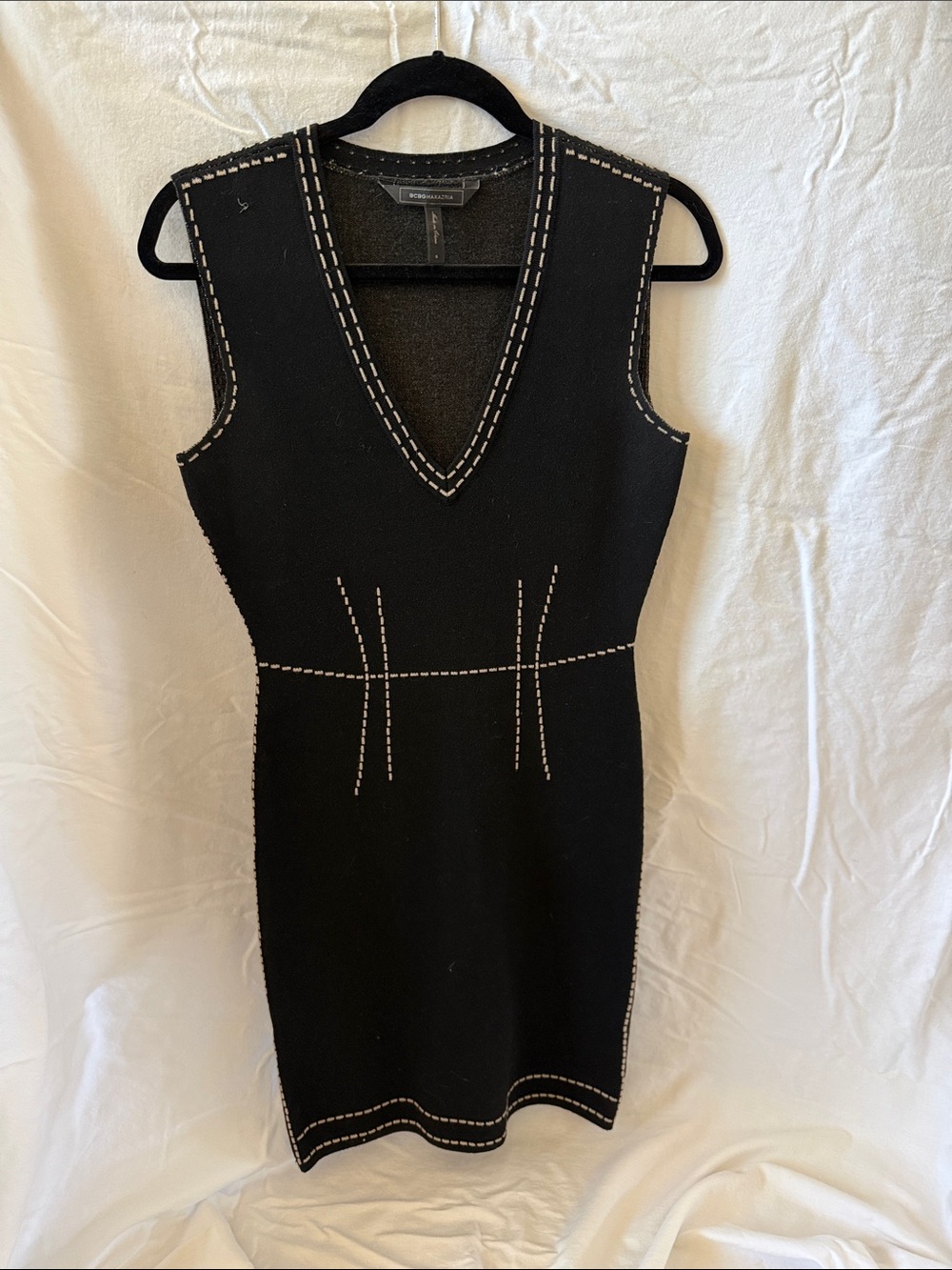 BCBGMaxAzria Black Sleeveless V-Neck Mini Dress with Cream Topstitch